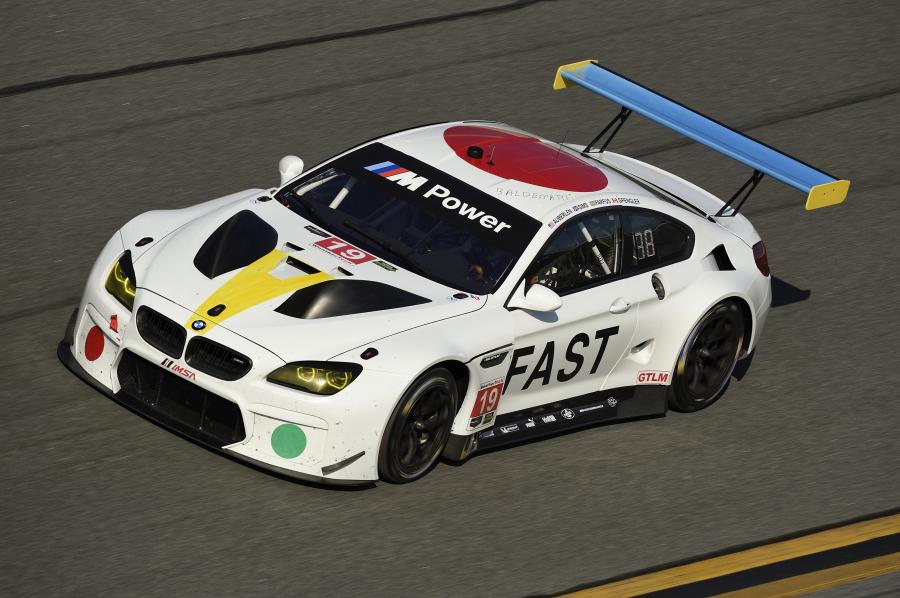 BMW M6 GTLM Art Car by John Baldessari в кузове F13 2016 года выпуска ...